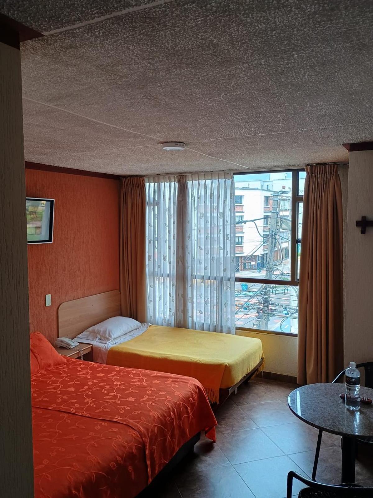 Hoteles Bogotá Inn Galerías Esterno foto